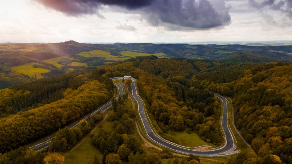 Hochauflösende-Luftbilder-Drohne-Nürburgring-Virtual-Realtiy-Content-High-Resultion-Videos-Drone
