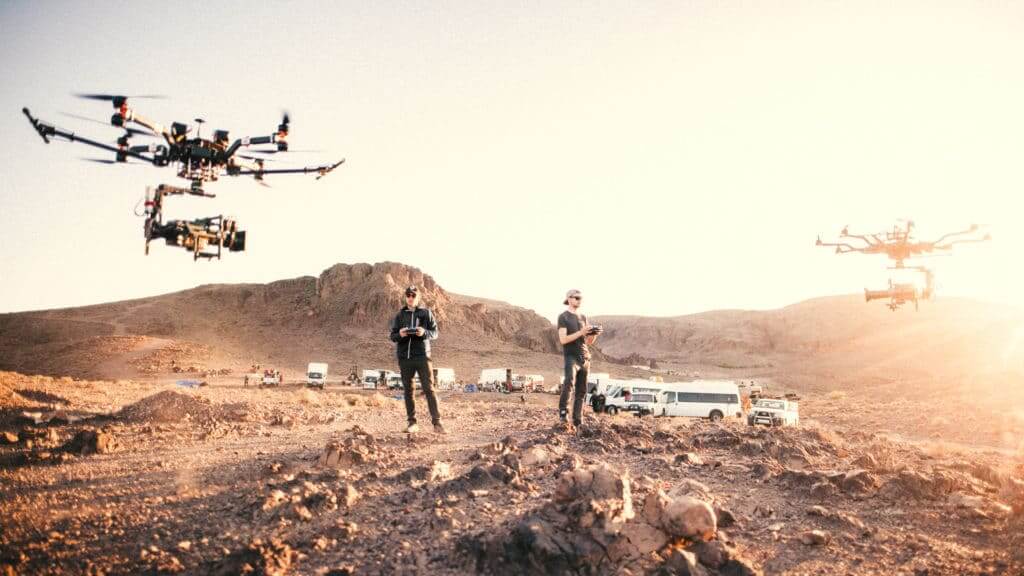 Hochqualifizierte-und-Lizenzierte-Drohnen-Piloten-weltweit-zur-Drohnen-Vermessung-Visualisierung-Film-VR-360-grad-Aufnahmen