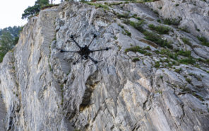 LOGXON-Porter-photogrammetrische-Vermessung-per-Drohne-Felswand-Steinbruch-Deponie-Alpen-Schweiz