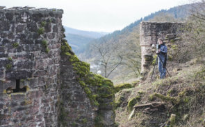 3D-Vermessung-Burgen-per-Laserscanner-Drohnenvermessung-Bildvermessung-3D-Laserscans-Burg-Freienstein-Odenwald-2 Faro-Focus-S-3D-Laserscanning-LiDAR-Scanning-terrestrische-3D-Scans-Burg-Burgruine-Denkmalvermessung-3D-Denkmal-Vermessung-3D-Vermessung-Burgen-Drohnenvermessung