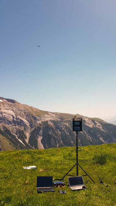 Berg-Felswand-Photogrammetrie-Drohne-UAV-Hexacopter-RPAS-Multicopter-LOGXON-PORTER-Drohnenaufnahmen-digitales-Gelaendemodell-Milchseilbahn-Fidaz-Flims-Schweiz