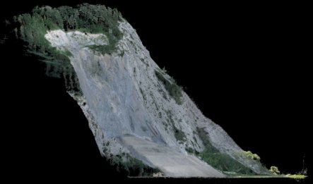 Schnitt-Punktwolke-Felsberg-Deponie-Schweiz-Graubuenden-Ergebnis-Photogrammetrische-Gelaendeaufnahme-Drohnengestuetzte-Deponie-Vermessung