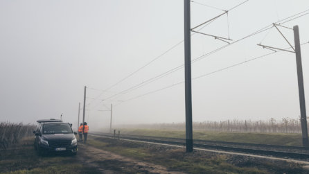 LOGXON-Bus-Nebel-Bahnstrecke-Trassenvermessung-per-Drohne-3D-Bestandsaufnahme-Bahntstrecke-Rheinland-Pfalz